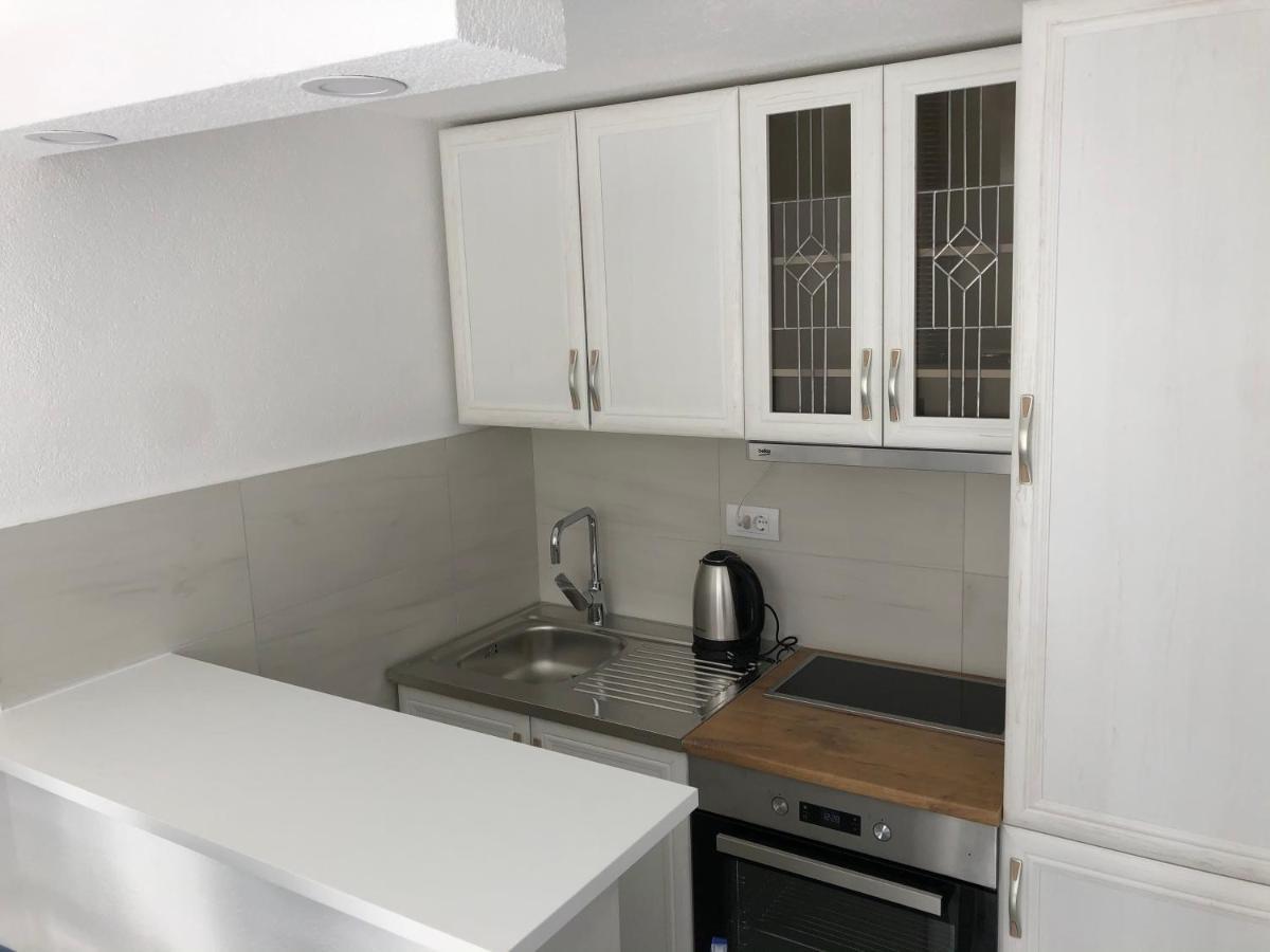 Apartment Apollo 2 Kotor Exteriör bild
